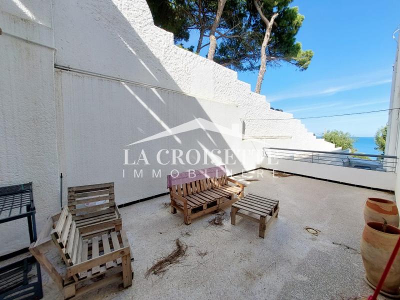 Appartement meublé S+3 vue sur mer avec terrasse à La Marsa